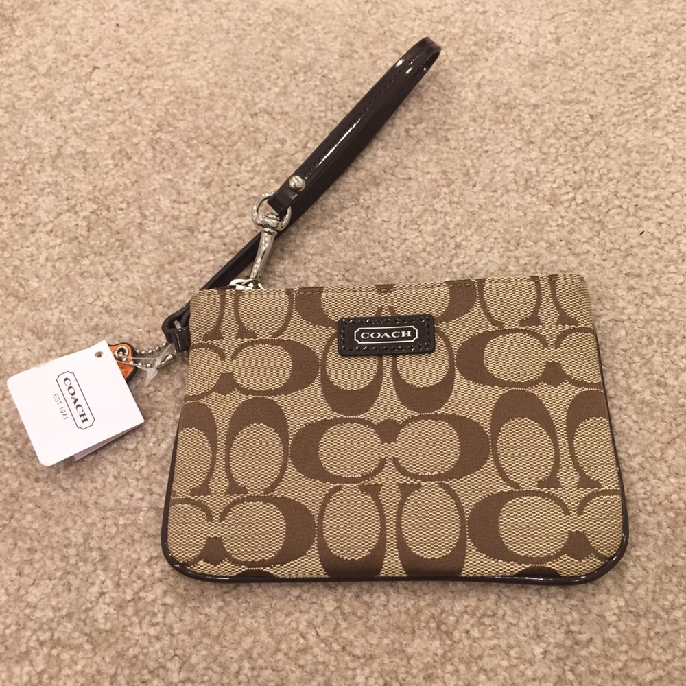 NWT Coach Wristlet